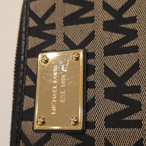 Wallet - Picture 3 of 8